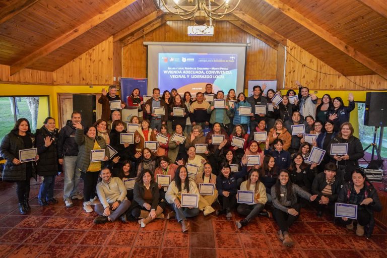 Dirigentes de toda la región participan en Escuela de Formación de Liderazgos Sociales en Monte Patria