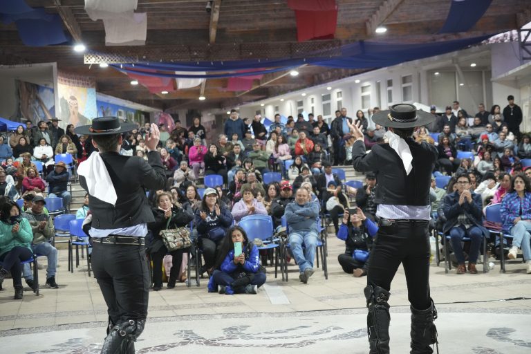 Puro folclore chileno: exitosa II Muestra Folclórica de Invierno Monte Patria 2025