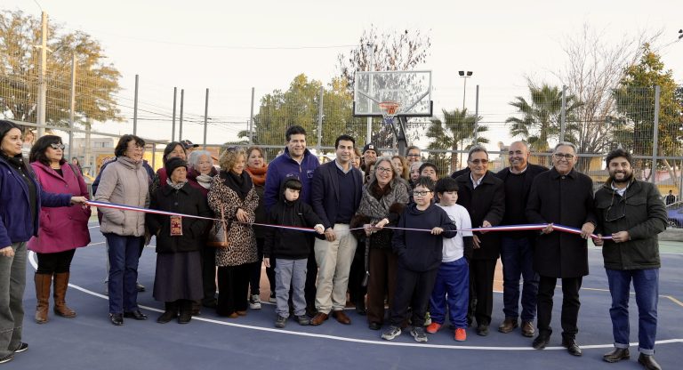 Villa La Paz inauguró su renovada multicancha con una inversión que supera los 130 millones de pesos