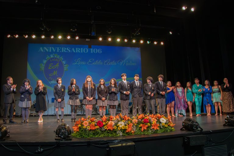 Liceo Estela Ávila festeja 106 años de impecable trayectoria educativa