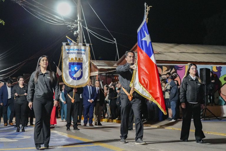 Monte Patria celebra 420 años de historia con emotivo acto y desfile cívico-militar