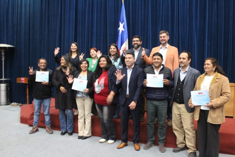 Organizaciones sociales de toda la región reciben recursos del Fondo Social Presidente de la República