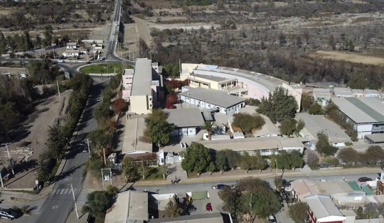 Liceo Eduardo Frei Montalva  de Monte Patria obtiene «Luz Verde» para ejecutar reconstrucción 