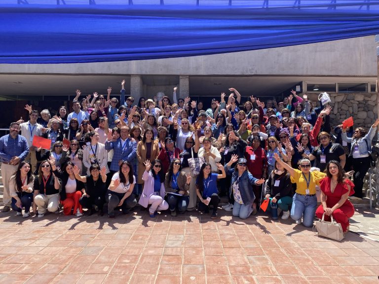 “Volver a creer en mí”: mujeres jefas de hogar se reúnen en Vicuña para reafirmar su autonomía y liderazgo