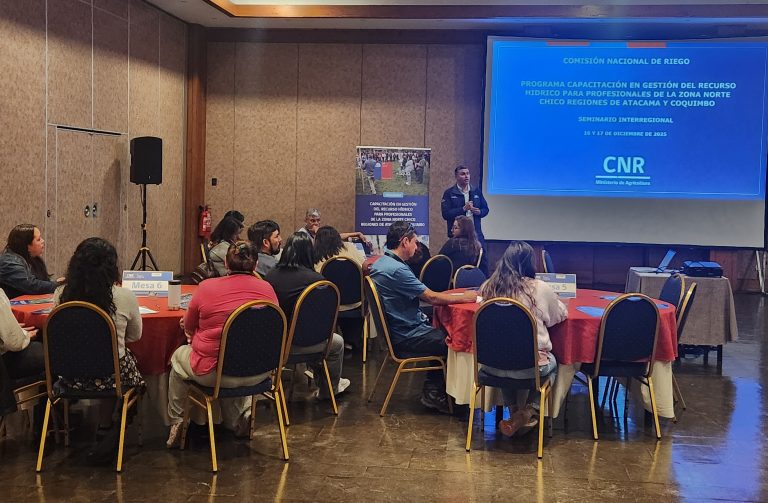 Profesionales de riego de Atacama y Coquimbo adquieren nuevos conocimientos en seminario de la CNR