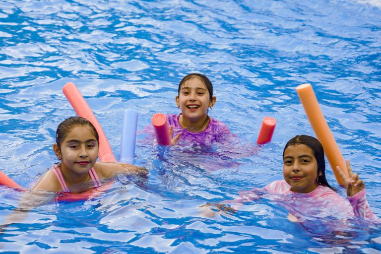 Monte Patria inicia la temporada de verano con la apertura de su piscina municipal