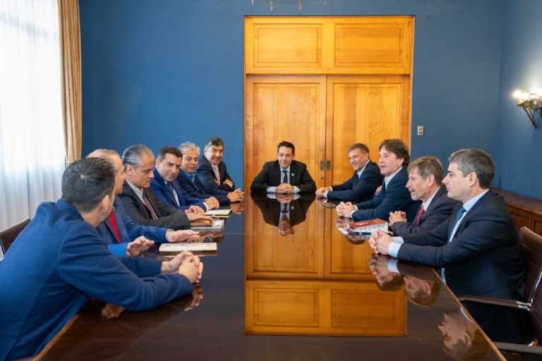 Refuerzan lazos estratégicos con San Juan y Tucumán en nueva instancia de integración