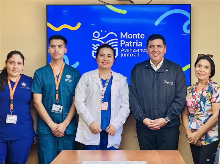 Alcalde de Monte Patria recibe a internos UCN que fortalecerán la salud rural